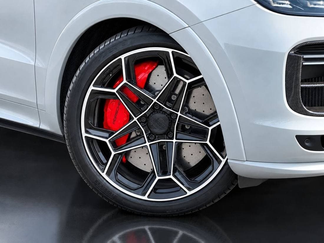 2022 Porsche Cayenne TURBO GT thumbnail 5