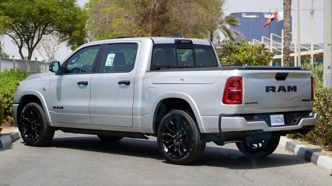 2026 RAM 1500 LIMITED thumbnail 6