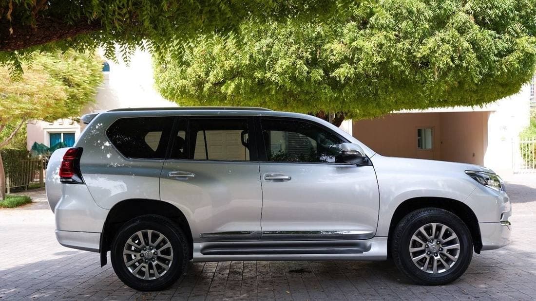 2020 Toyota Prado VXR thumbnail 3