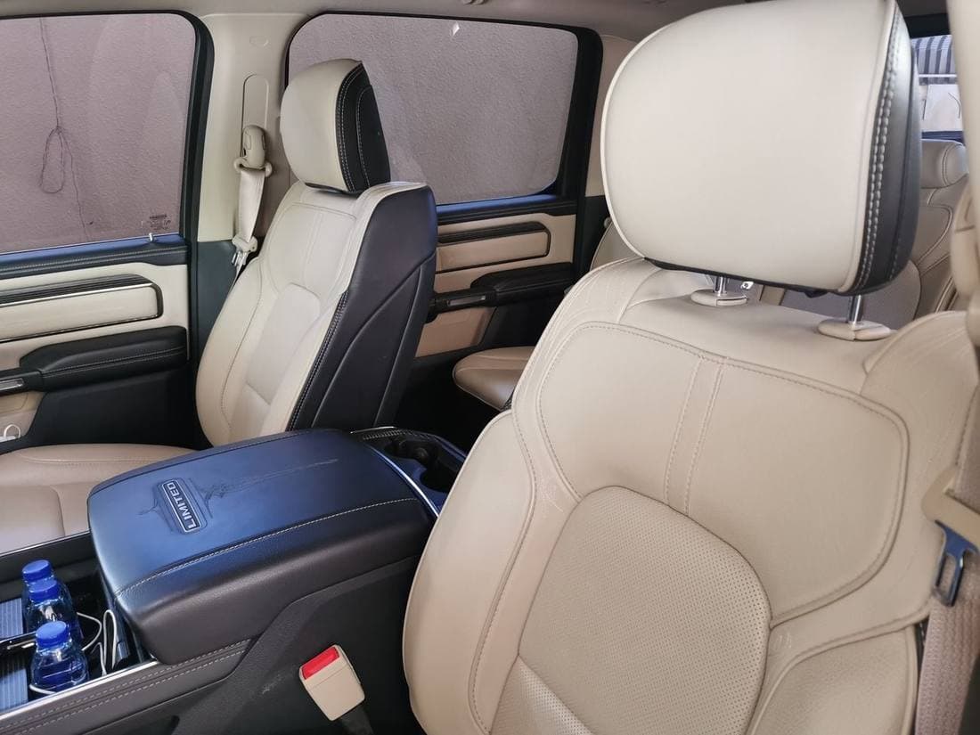 2020 RAM 1500 LIMITED thumbnail 6