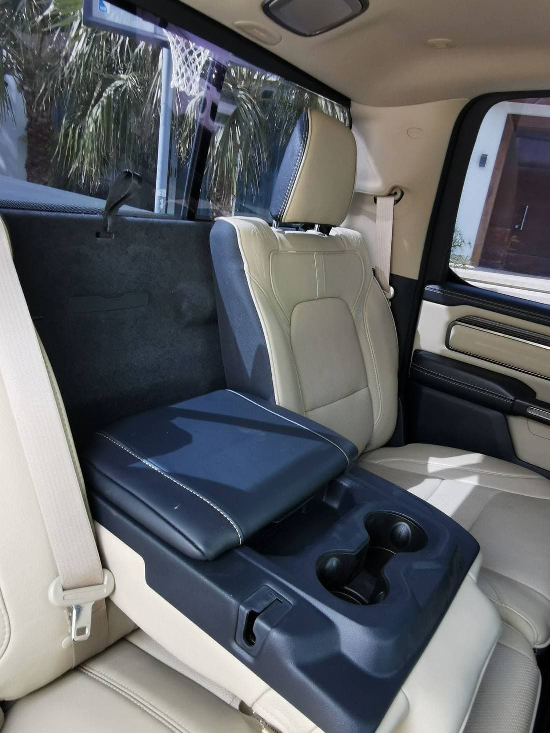 2020 RAM 1500 LIMITED thumbnail 7