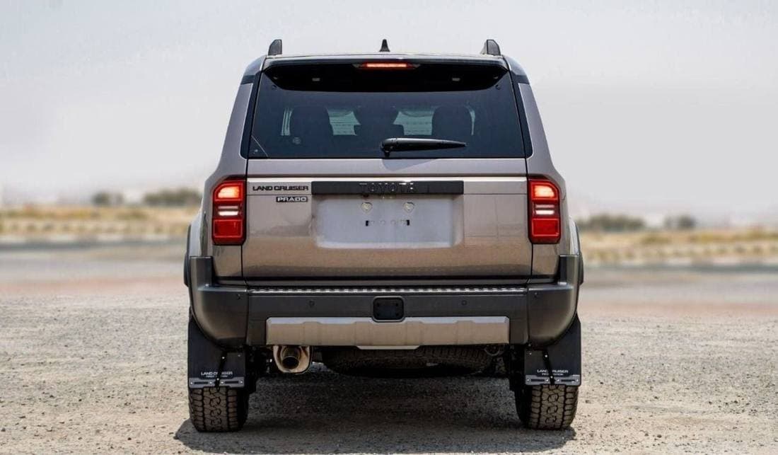 2025 Toyota Prado GXR thumbnail 3