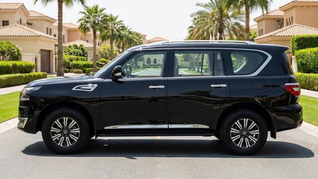 2024 Nissan Patrol SE TITANIUM thumbnail 5
