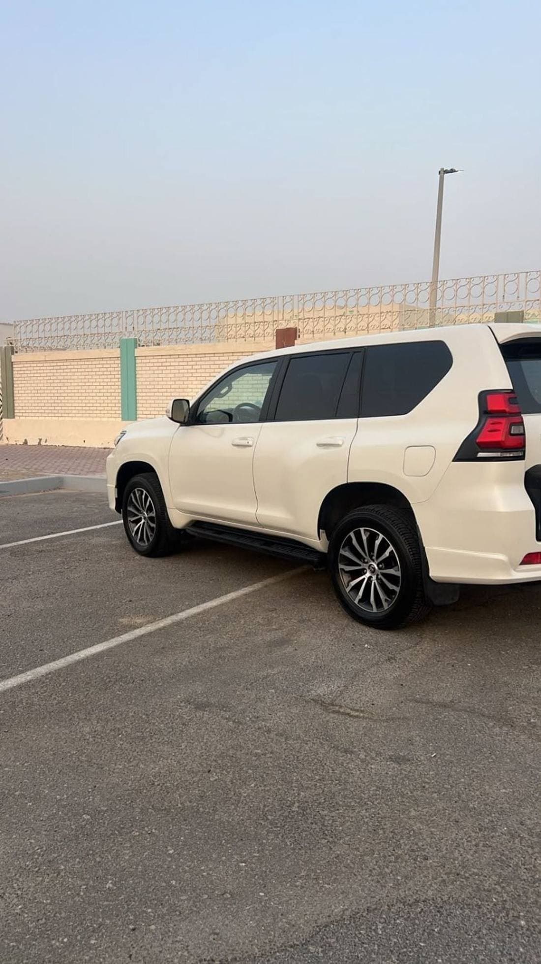 2022 Toyota Prado TX L thumbnail 3
