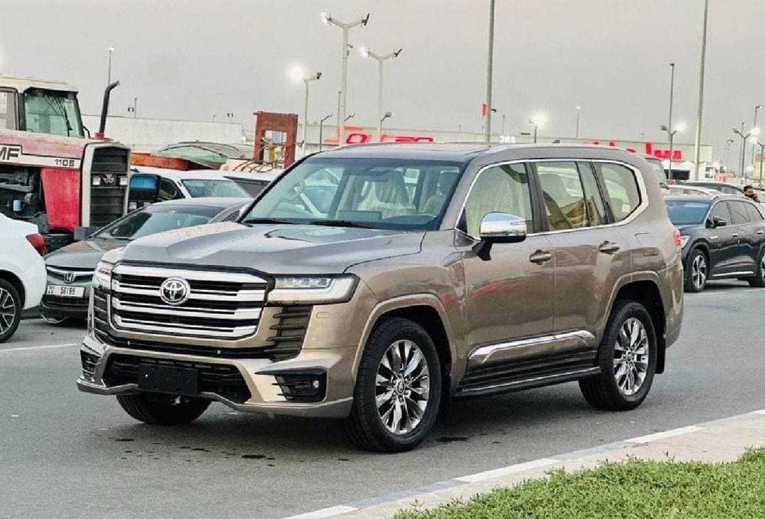 2022 Toyota Land Cruiser GXR thumbnail 3