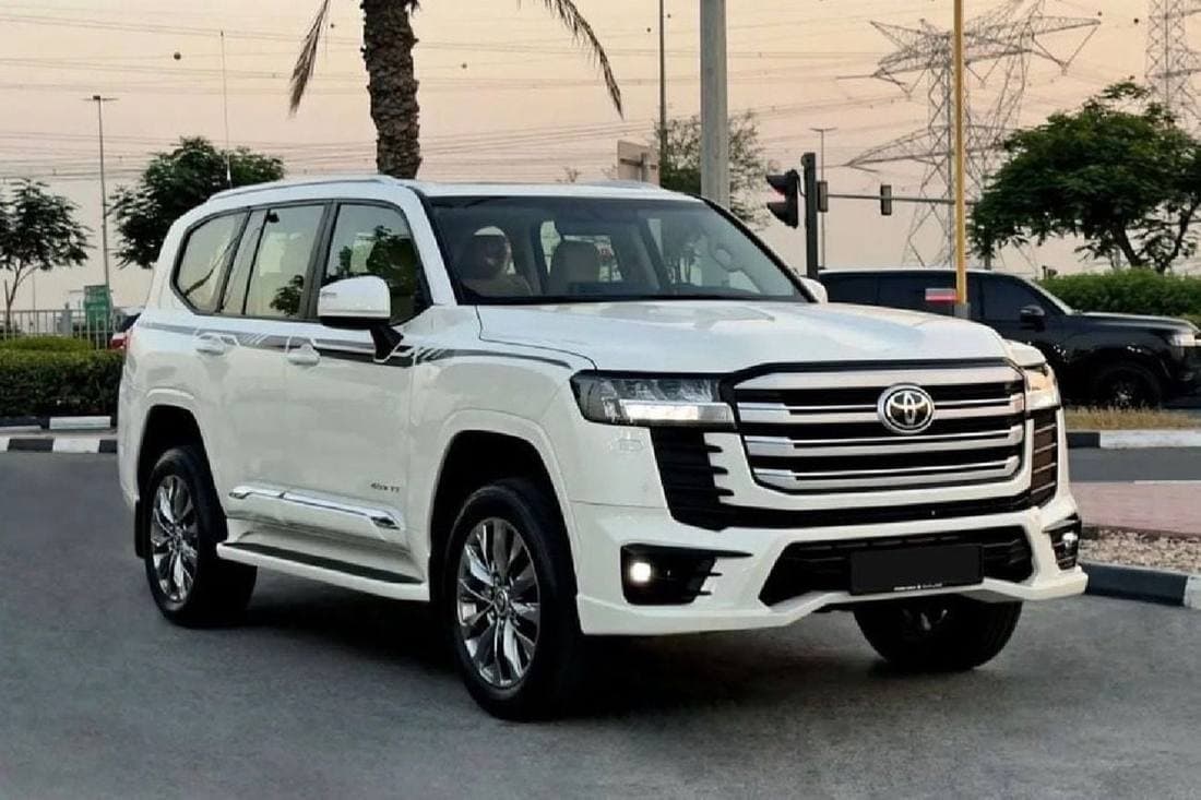 2023 Toyota Land Cruiser GXR2