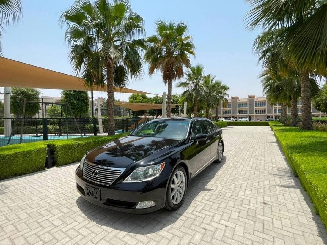 2007 Lexus LS460 PREMIER SWB thumbnail 3