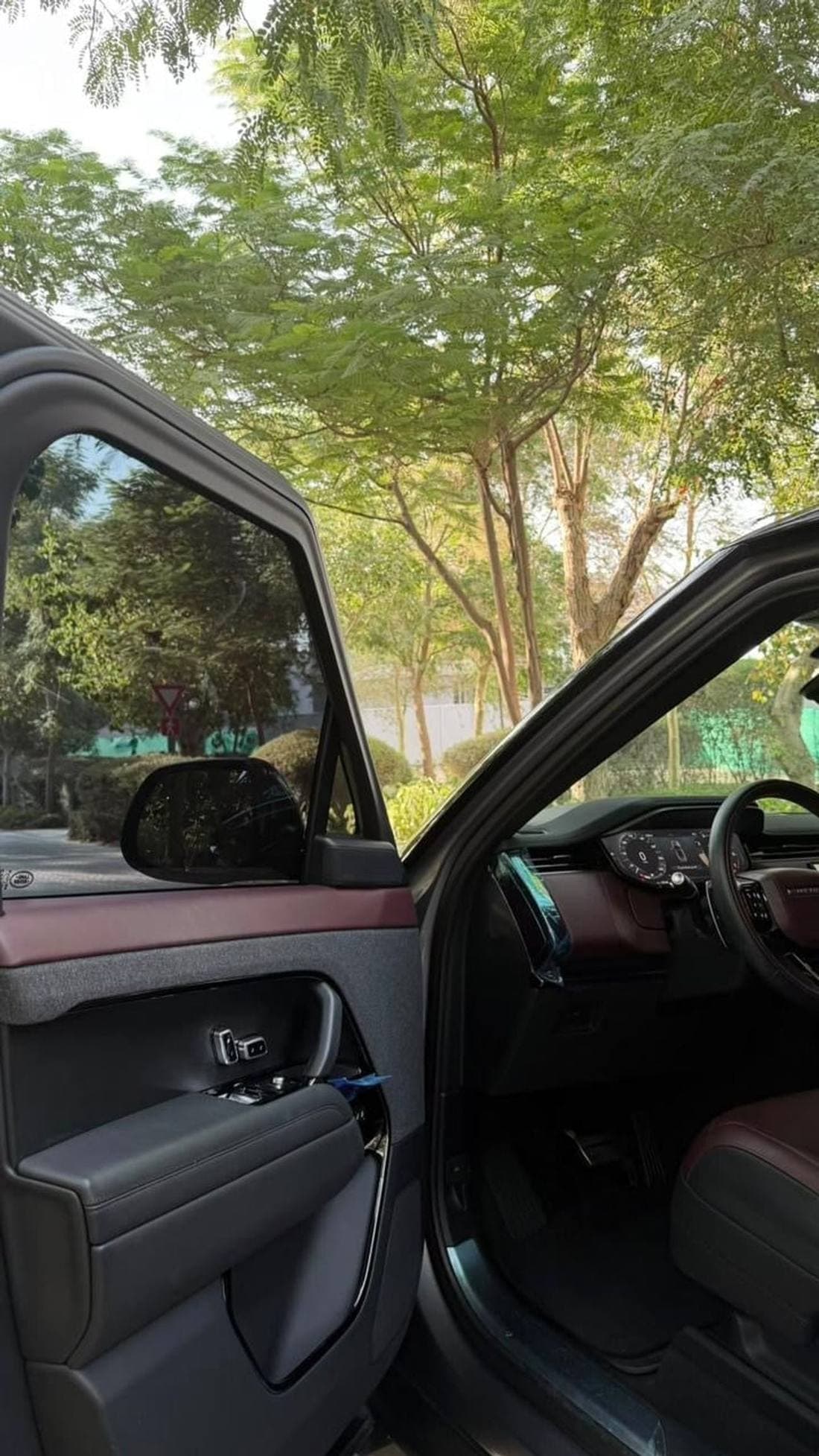 2024 Land Rover Range Rover Sport DYNAMIC HSE P400 thumbnail 5