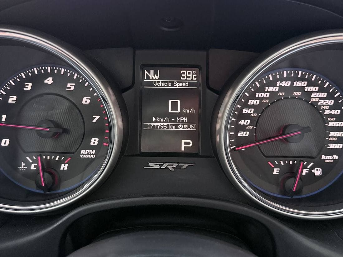 2013 Jeep Grand Cherokee SRT8 thumbnail 4