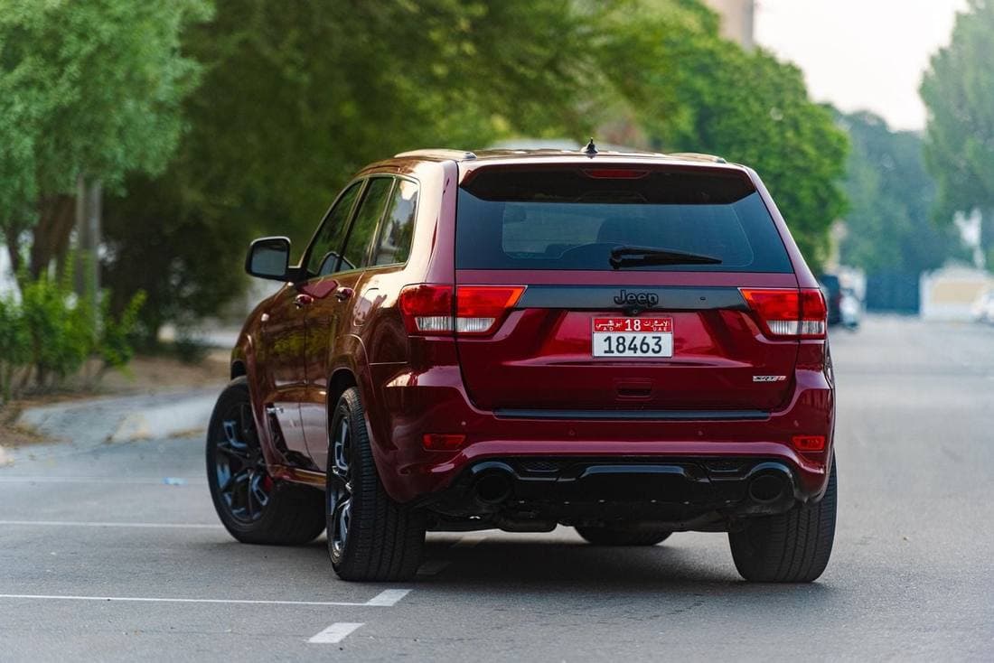 2013 Jeep Grand Cherokee SRT8 thumbnail 7