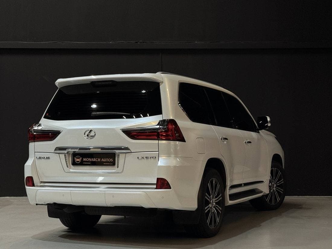 2020 Lexus LX570 PRESTIGE thumbnail 5