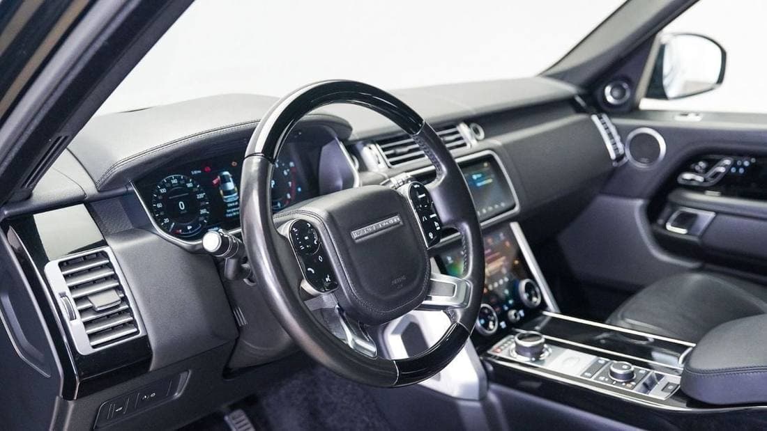 2018 Land Rover Range Rover VOGUE SE thumbnail 4