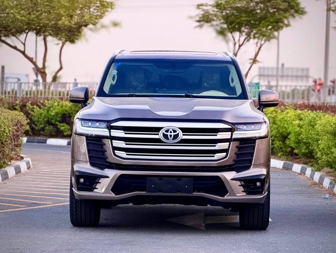 2022 Toyota Land Cruiser GXR thumbnail 6
