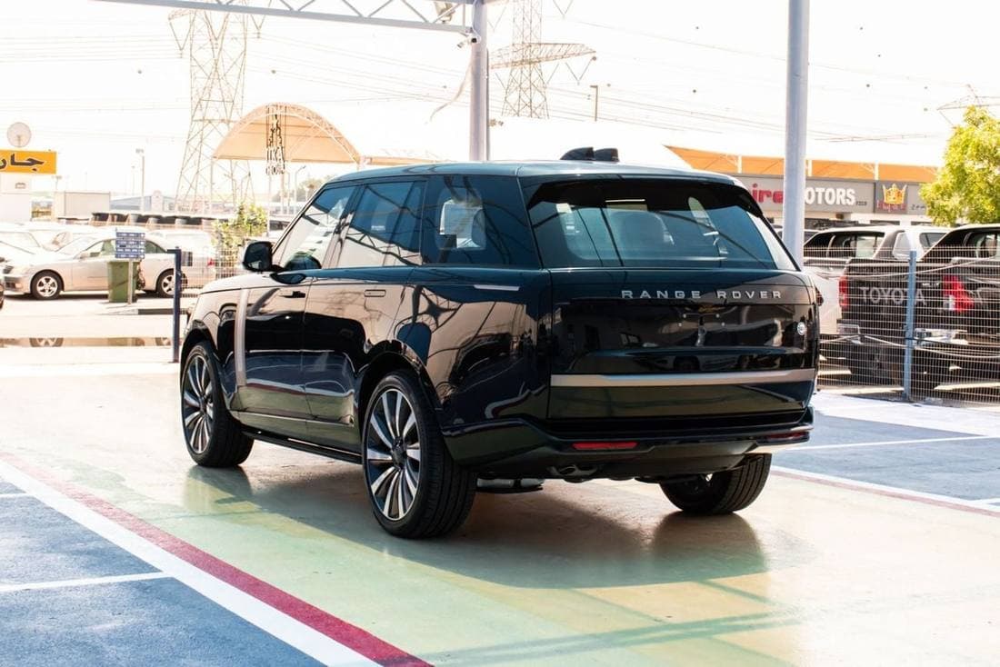 2026 Land Rover Range Rover SV LWB P615 thumbnail 7