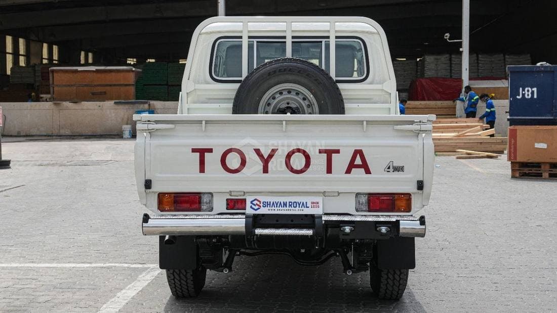 2026 Toyota Land Cruiser Pick Up Standard_E thumbnail 6