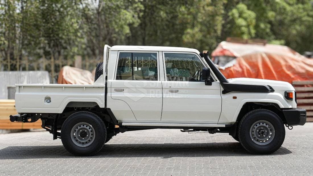 2026 Toyota Land Cruiser Pick Up Standard_E thumbnail 8