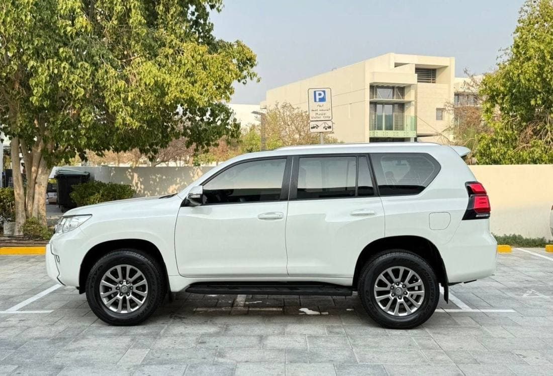 2020 Toyota Prado VXR thumbnail 6