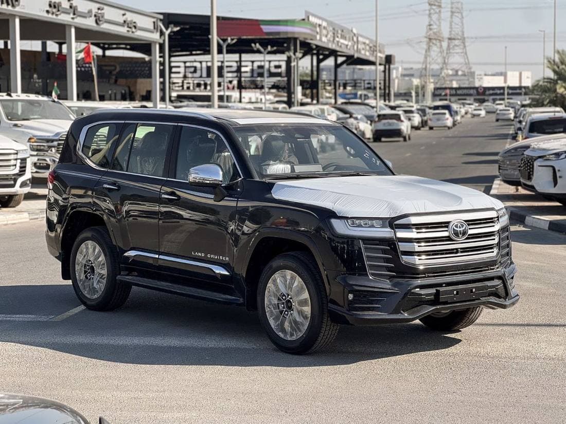2026 Toyota Land Cruiser thumbnail 3