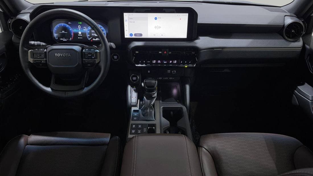 2024 Toyota Prado GXL thumbnail 7