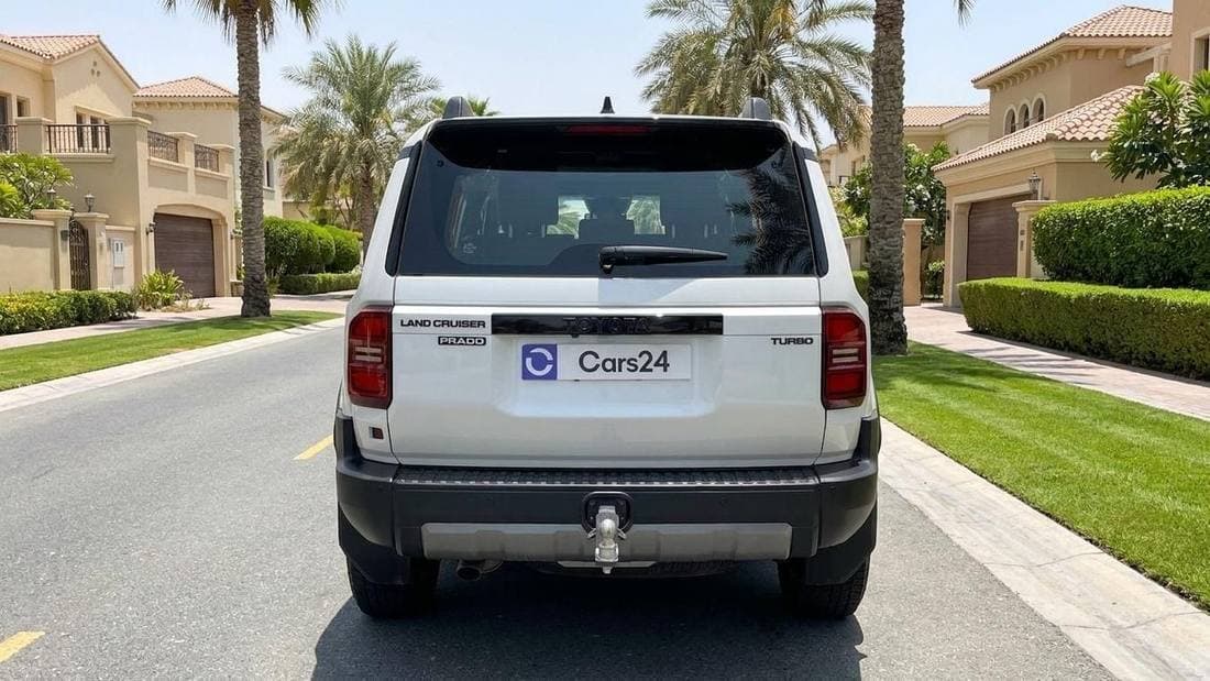 2024 Toyota Prado GXL thumbnail 4