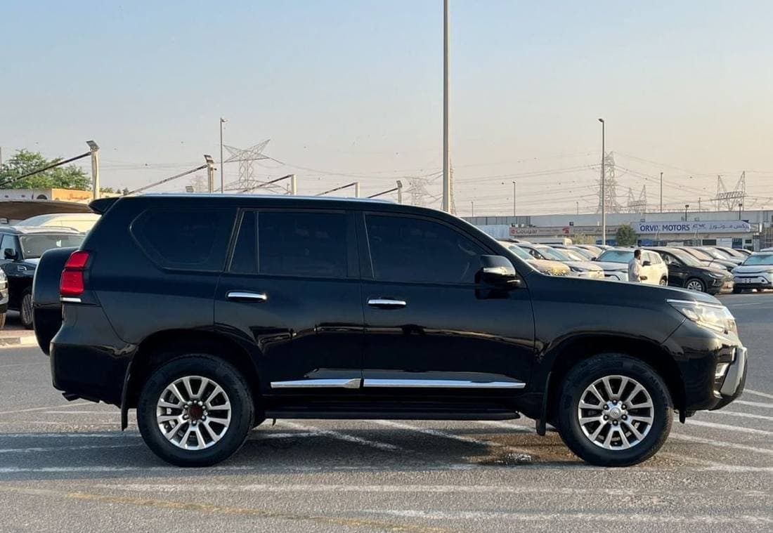 2019 Toyota Prado thumbnail 8