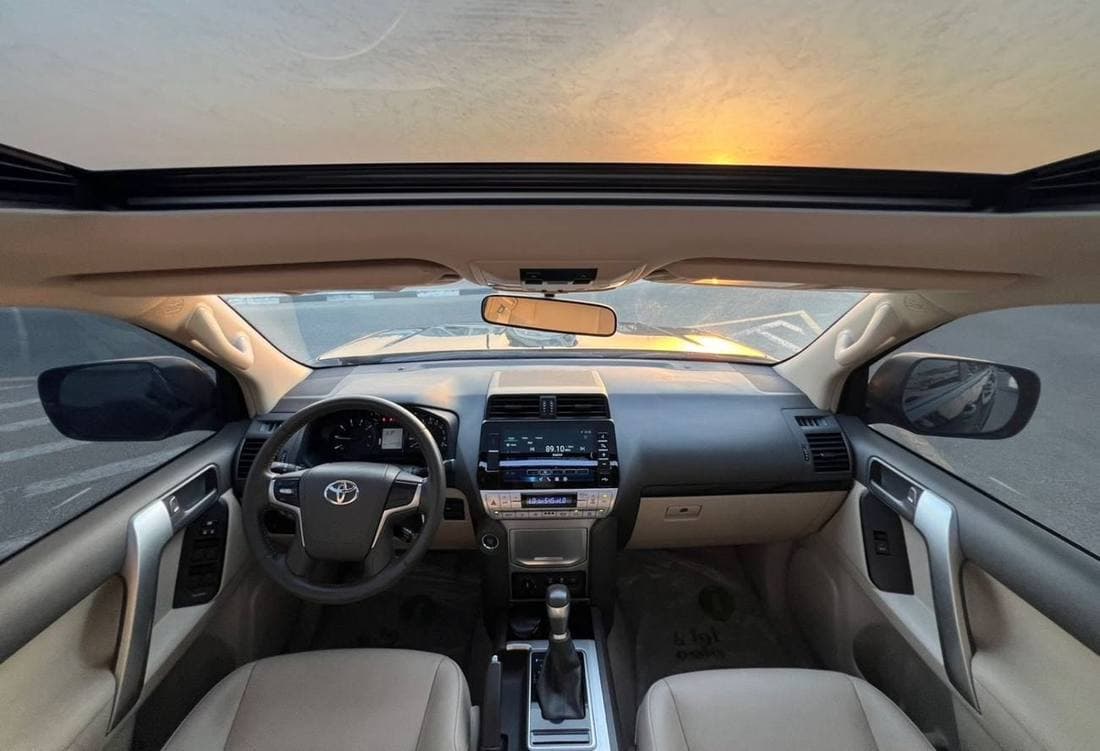 2022 Toyota Prado TX L thumbnail 8