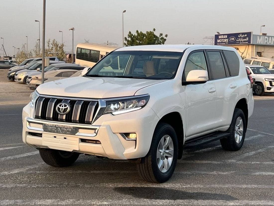 2023 Toyota Prado TX L thumbnail 3