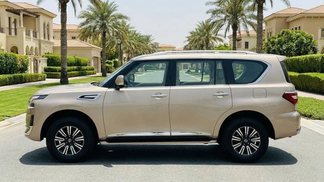 2023 Nissan Patrol SE T2 thumbnail 5