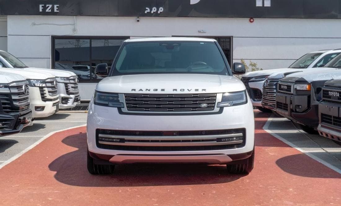 2026 Land Rover Range Rover HSE P400 thumbnail 2
