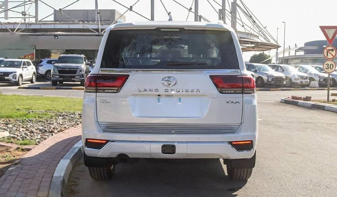 2026 Toyota Land Cruiser thumbnail 5