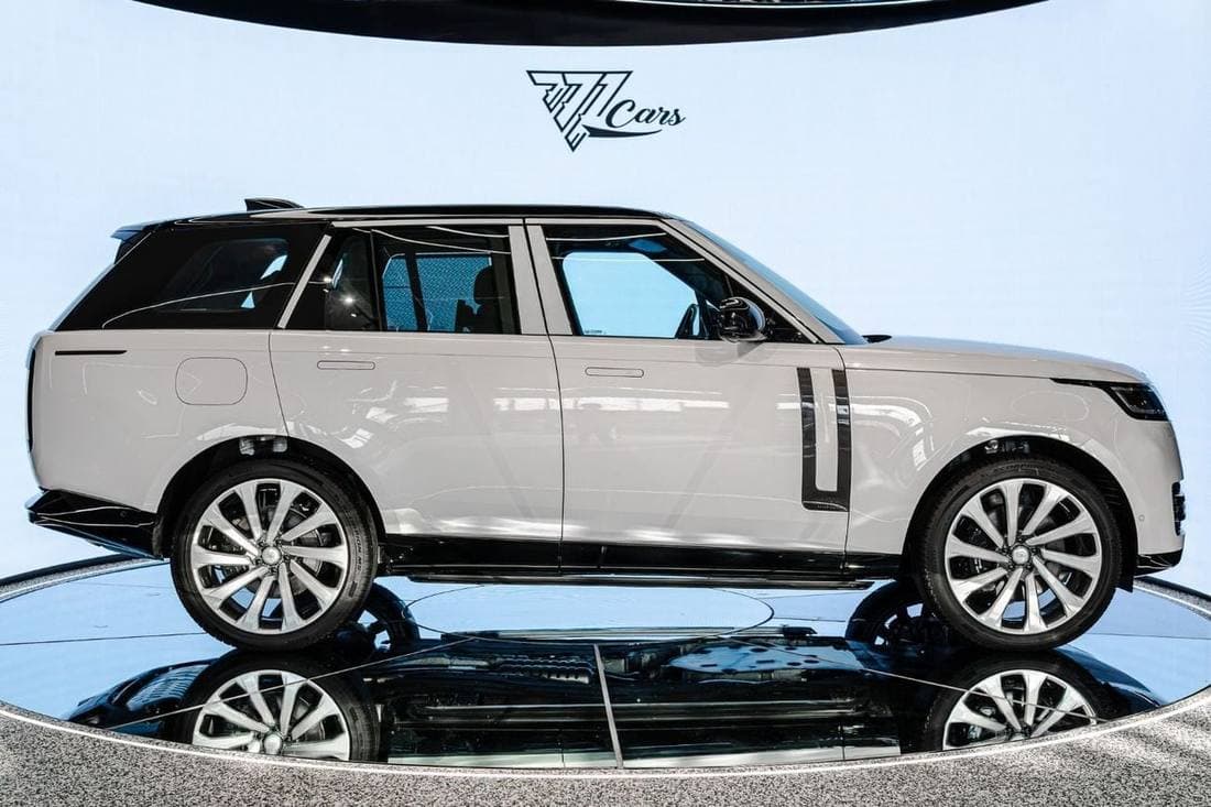 2026 Land Rover Range Rover AUTOBIOGRAPHY P530 thumbnail 5