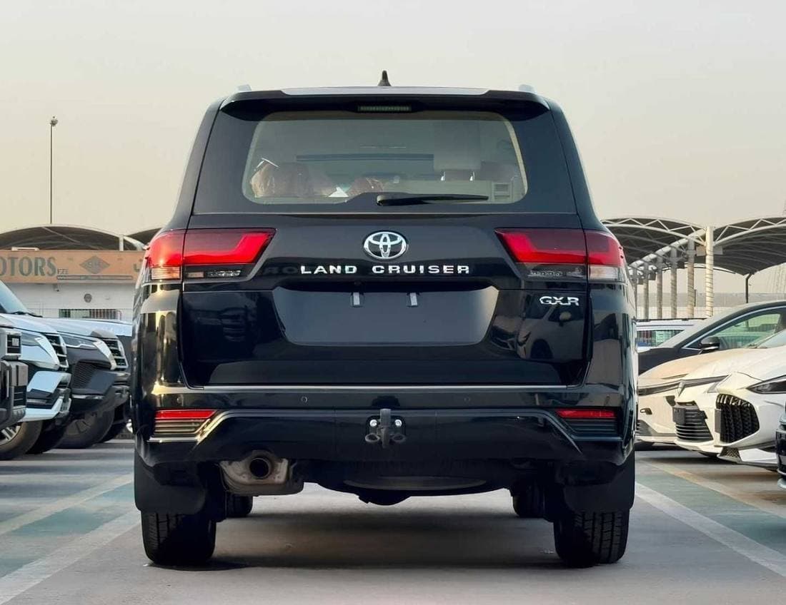 2026 Toyota Land Cruiser GXR thumbnail 3