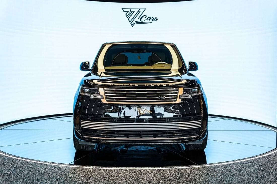 2025 Land Rover Range Rover SV P615 SWB thumbnail 2