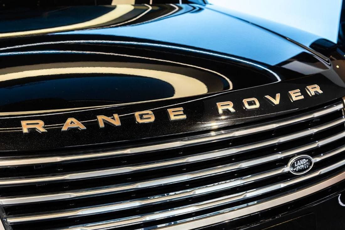 2025 Land Rover Range Rover SV P615 SWB thumbnail 5