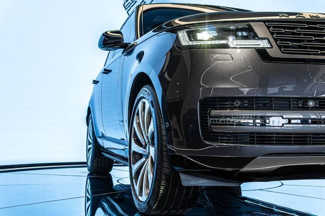 2023 Land Rover Range Rover AUTOBIOGRAPHY P530 thumbnail 5