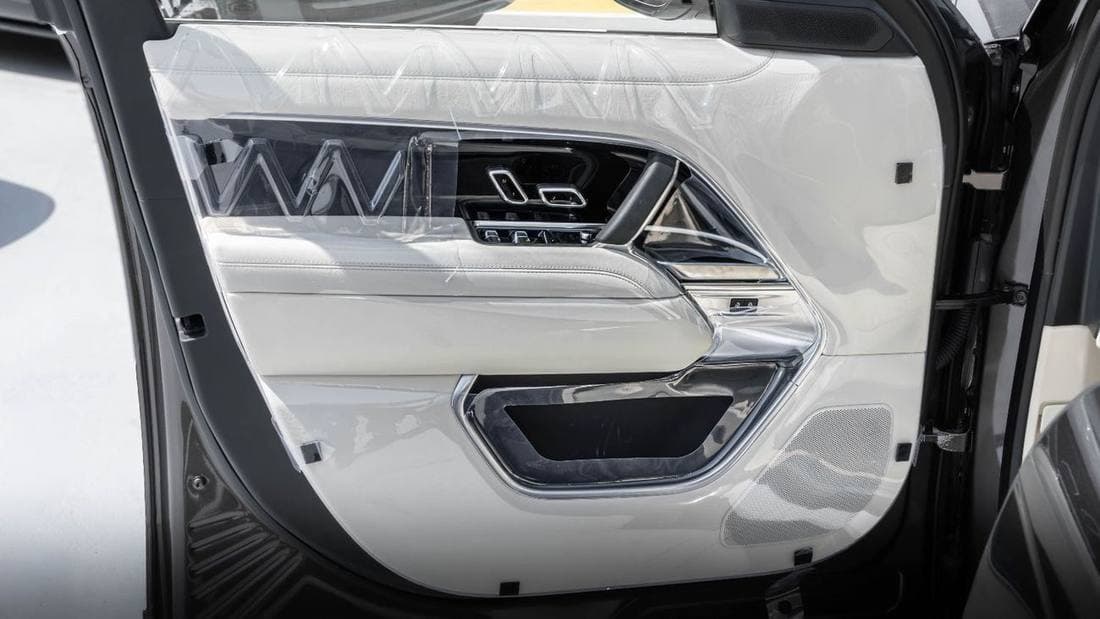 2026 Land Rover Range Rover HSE P400 thumbnail 8