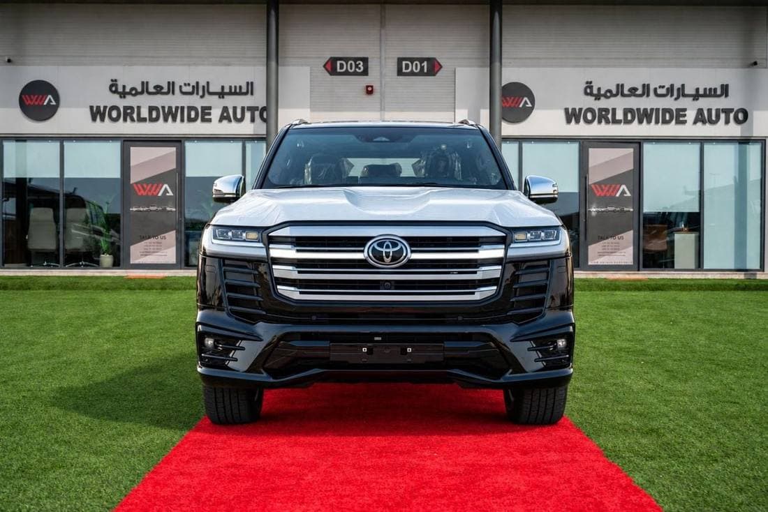 2026 Toyota Land Cruiser VXR thumbnail 3