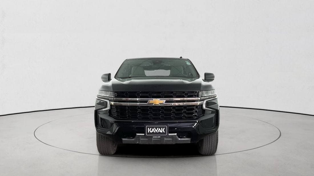 2024 Chevrolet Tahoe LS thumbnail 2