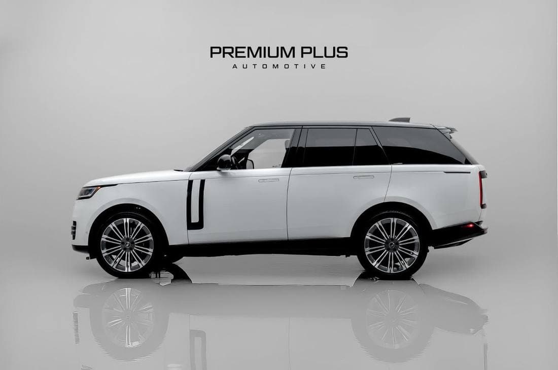 2023 Land Rover Range Rover SE thumbnail 5