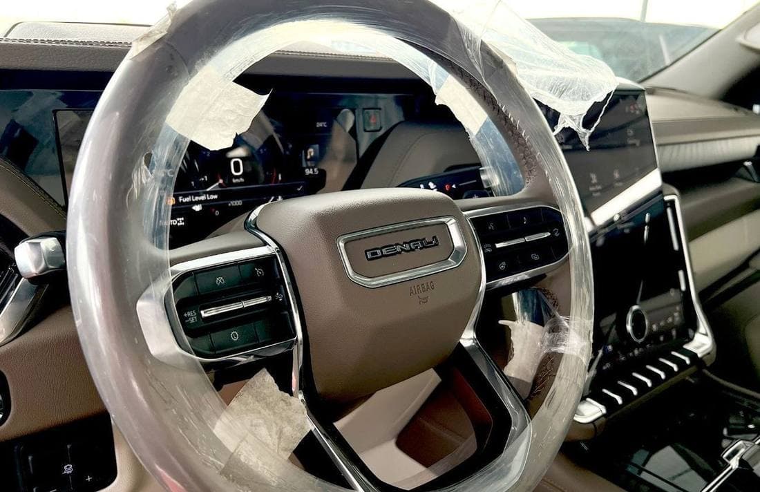 2025 GMC Yukon DENALI thumbnail 7
