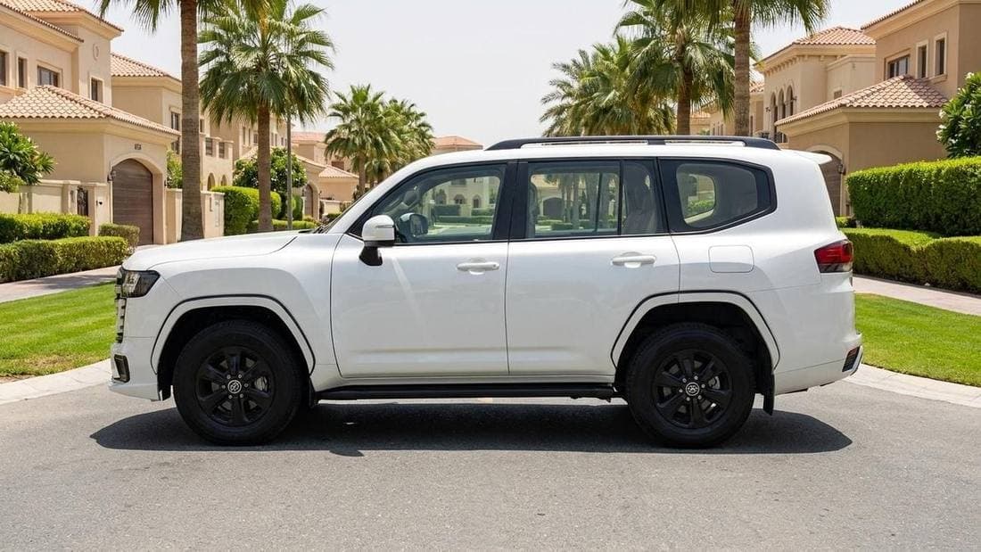 2022 Toyota Land Cruiser BLACK EDITION thumbnail 5