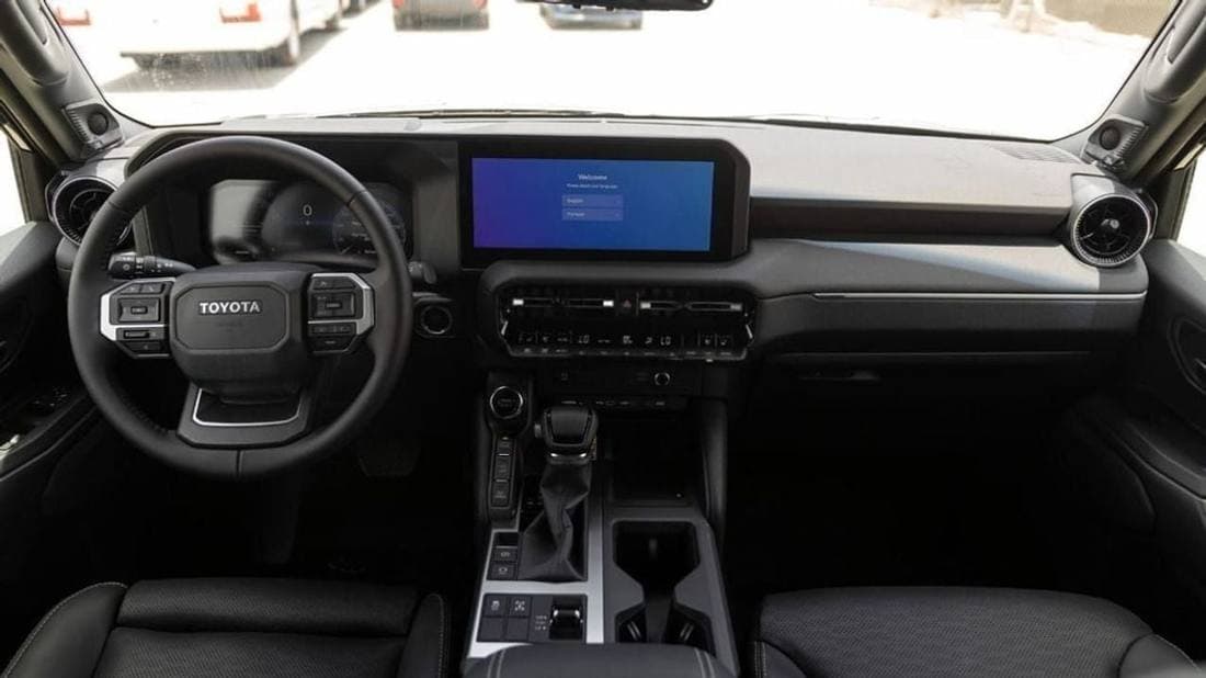 2026 Toyota Prado VXR thumbnail 8
