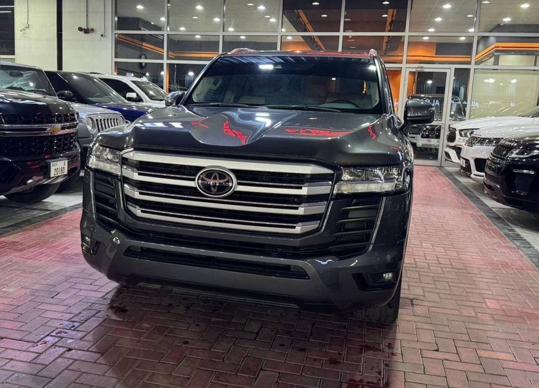 2024 Toyota Land Cruiser GXR thumbnail 2