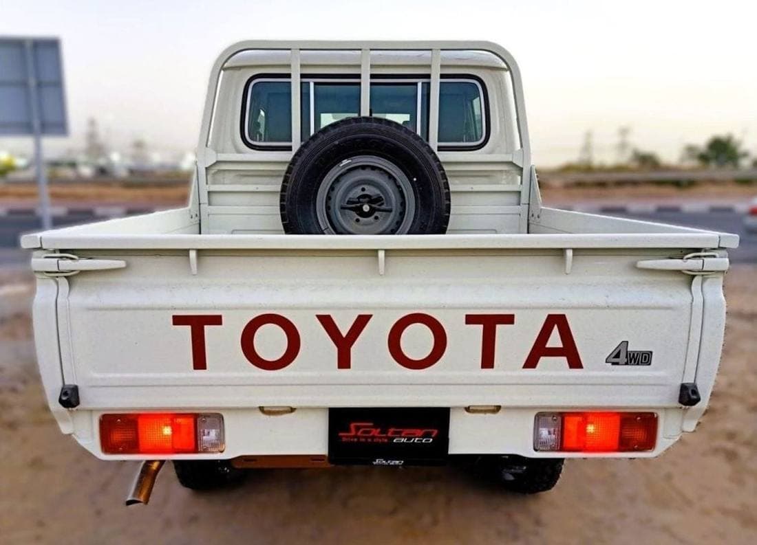2026 Toyota Land Cruiser Pick Up 4.2l Double Cabine thumbnail 5