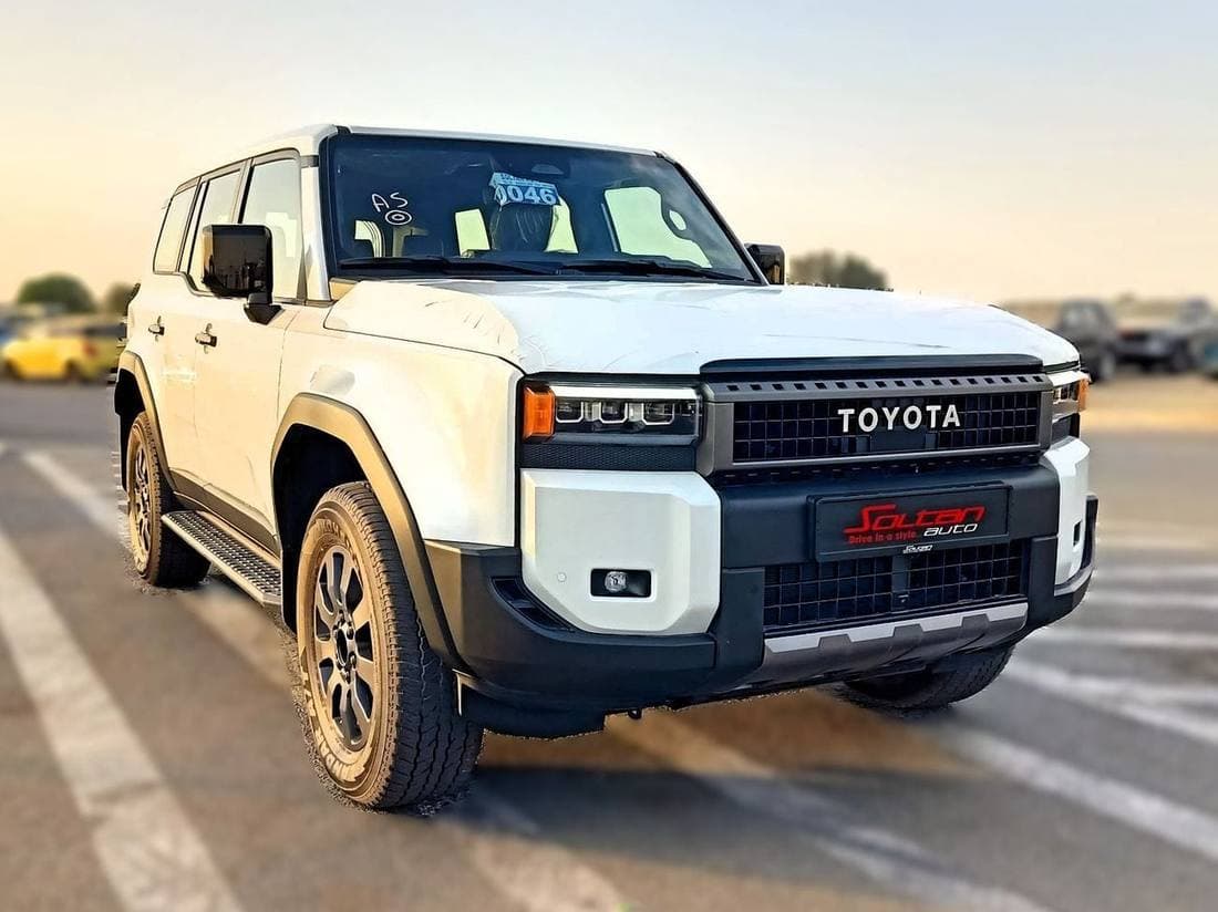 2026 Toyota Prado ADVENTURE thumbnail 3