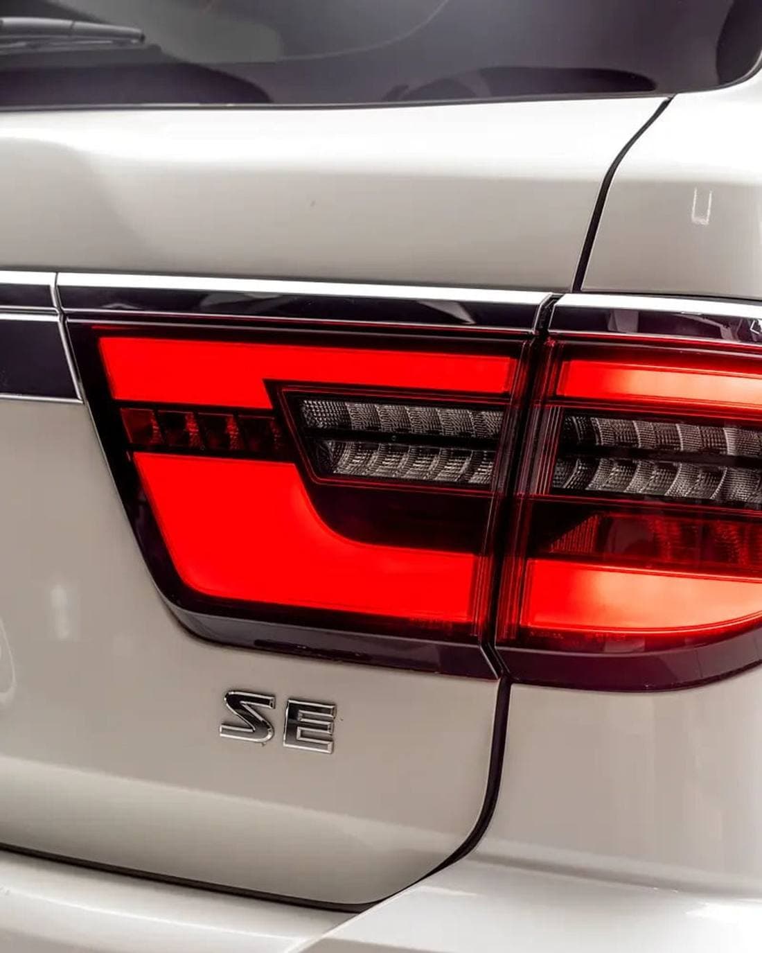 2024 Nissan Patrol SE T2 thumbnail 4
