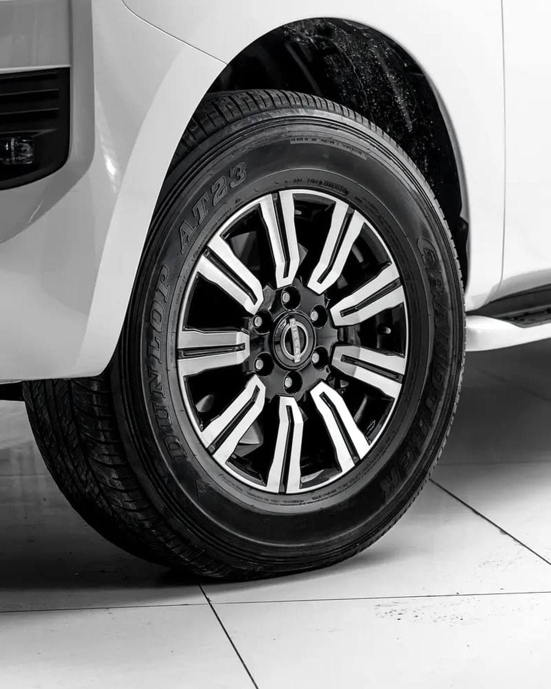 2024 Nissan Patrol SE T2 thumbnail 3