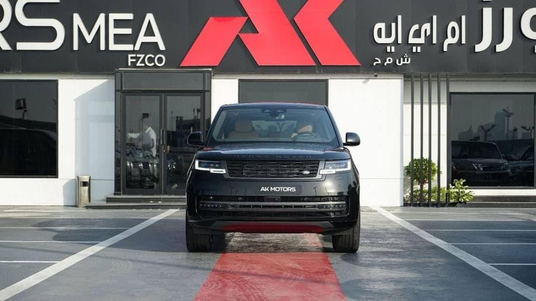 2026 Land Rover Range Rover HSE P400 thumbnail 2