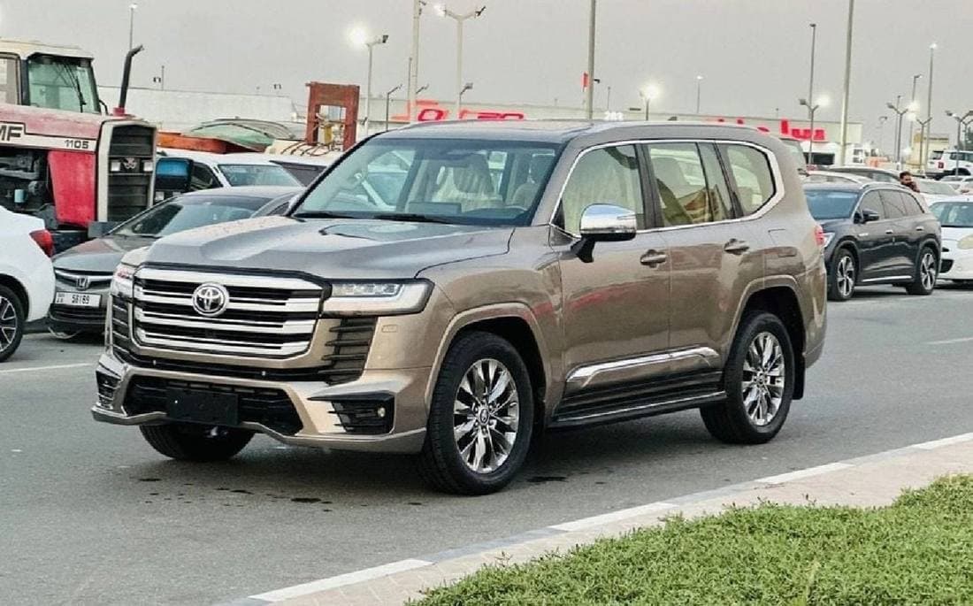 2022 Toyota Land Cruiser GXR thumbnail 6
