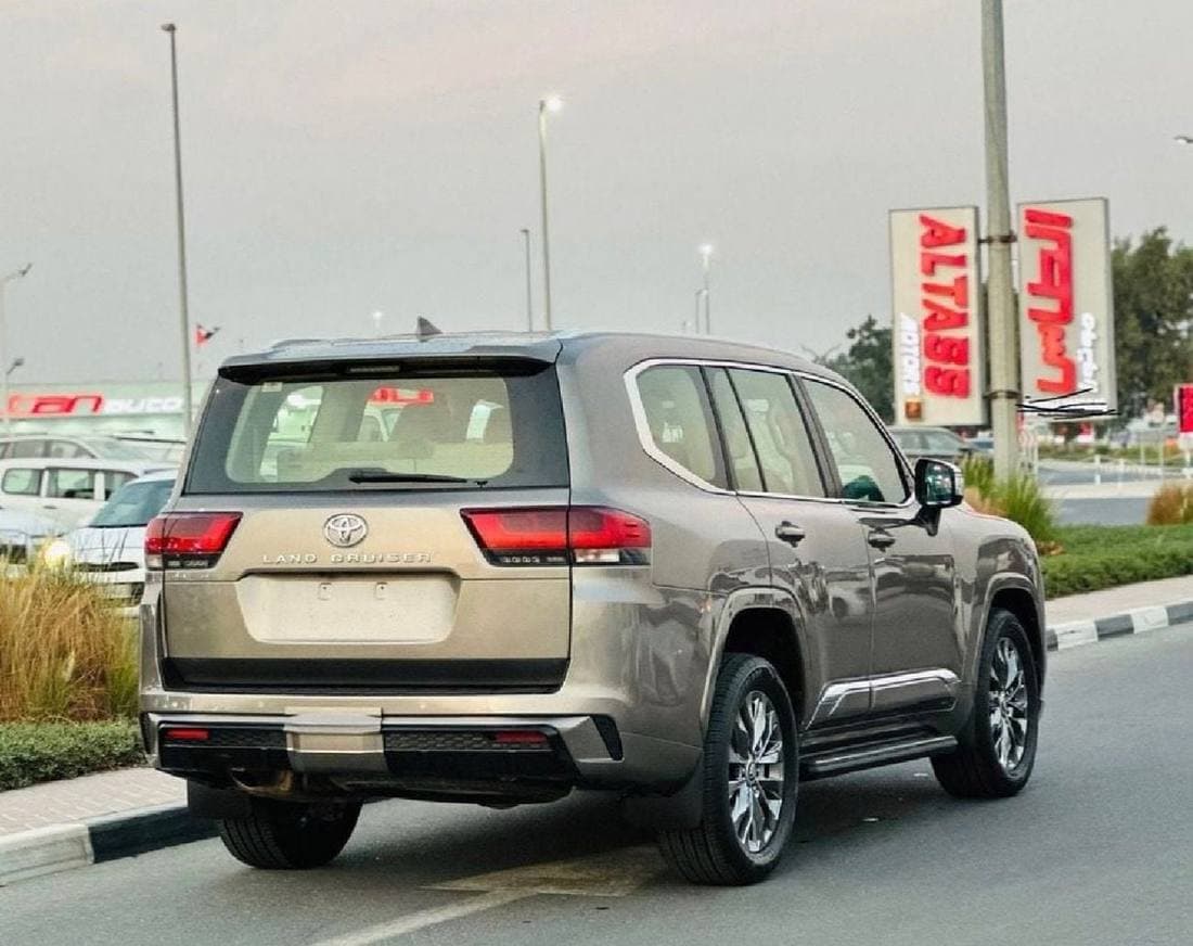 2022 Toyota Land Cruiser GXR thumbnail 5
